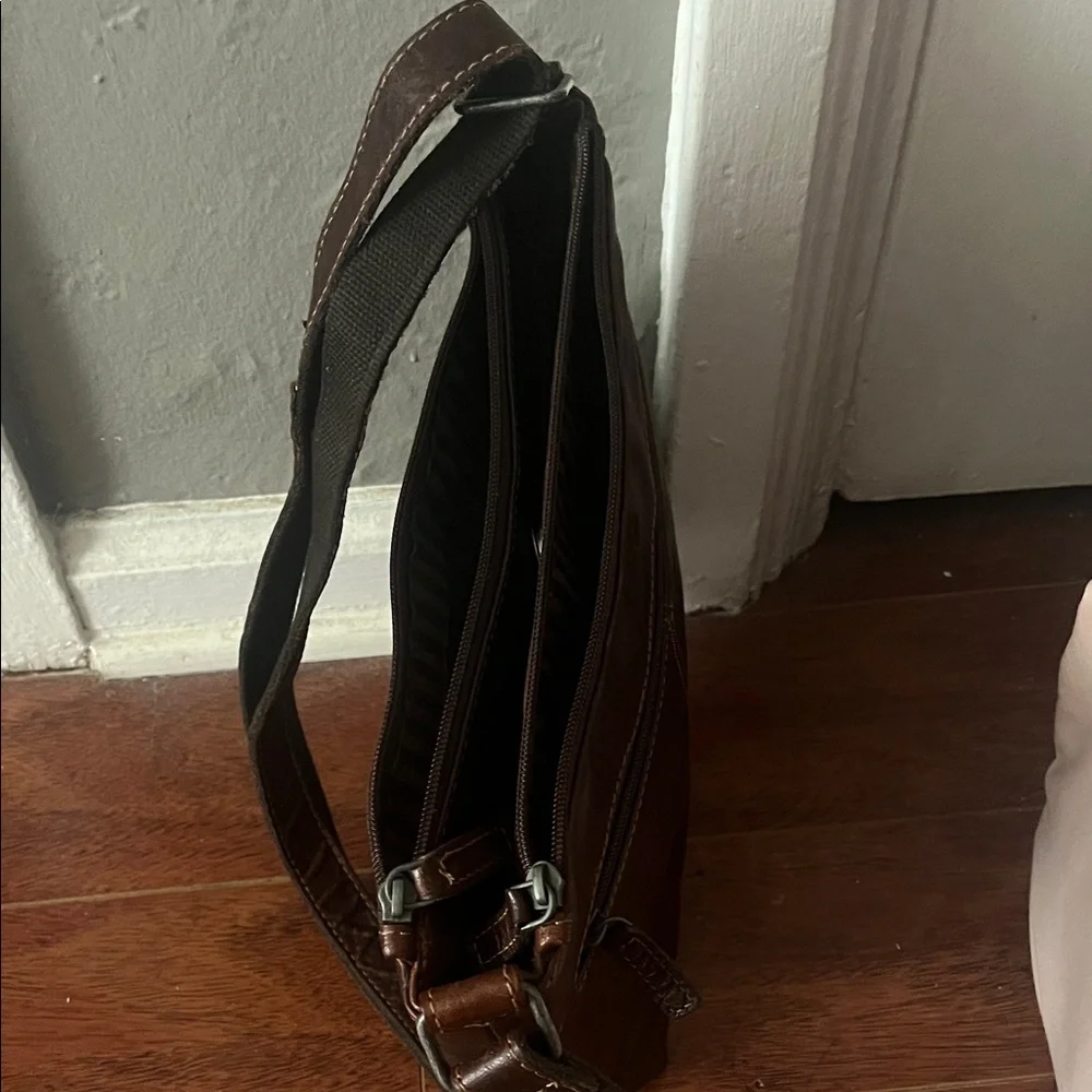 Men's Brown Leather Crossbody Bag
